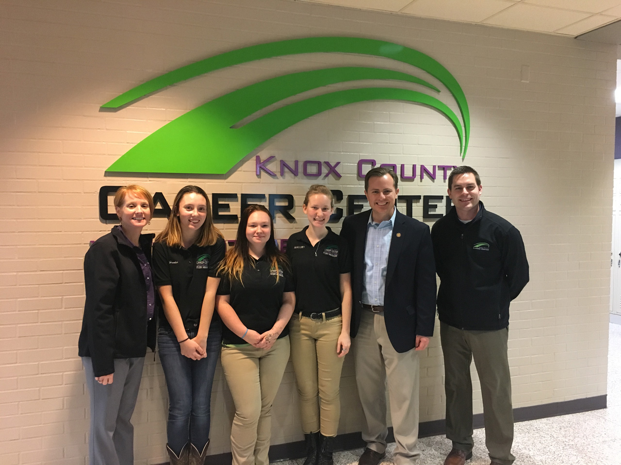 Rep. Carfagna tours the Knox County Career Center Rick