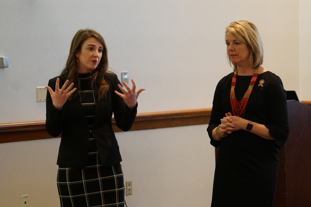 Rep. Sweeney and Rep. Allison Russo (D-Upper Arlington) speak to patient advocates from the Susan G. Komen Breast Cancer Foundation