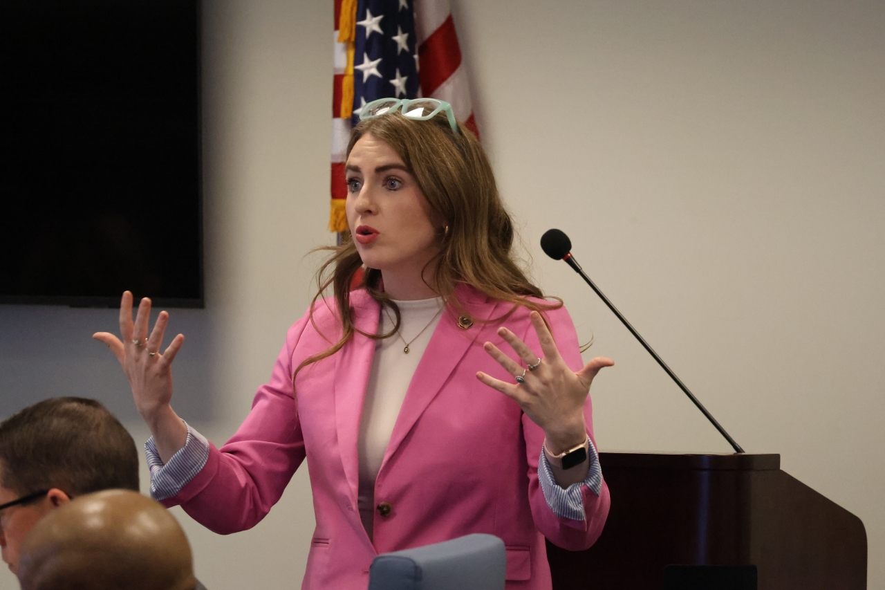 Rep. Sweeney briefs her colleagues on the status of the state's operating budget as the Ranking Member of the House Finance Committee