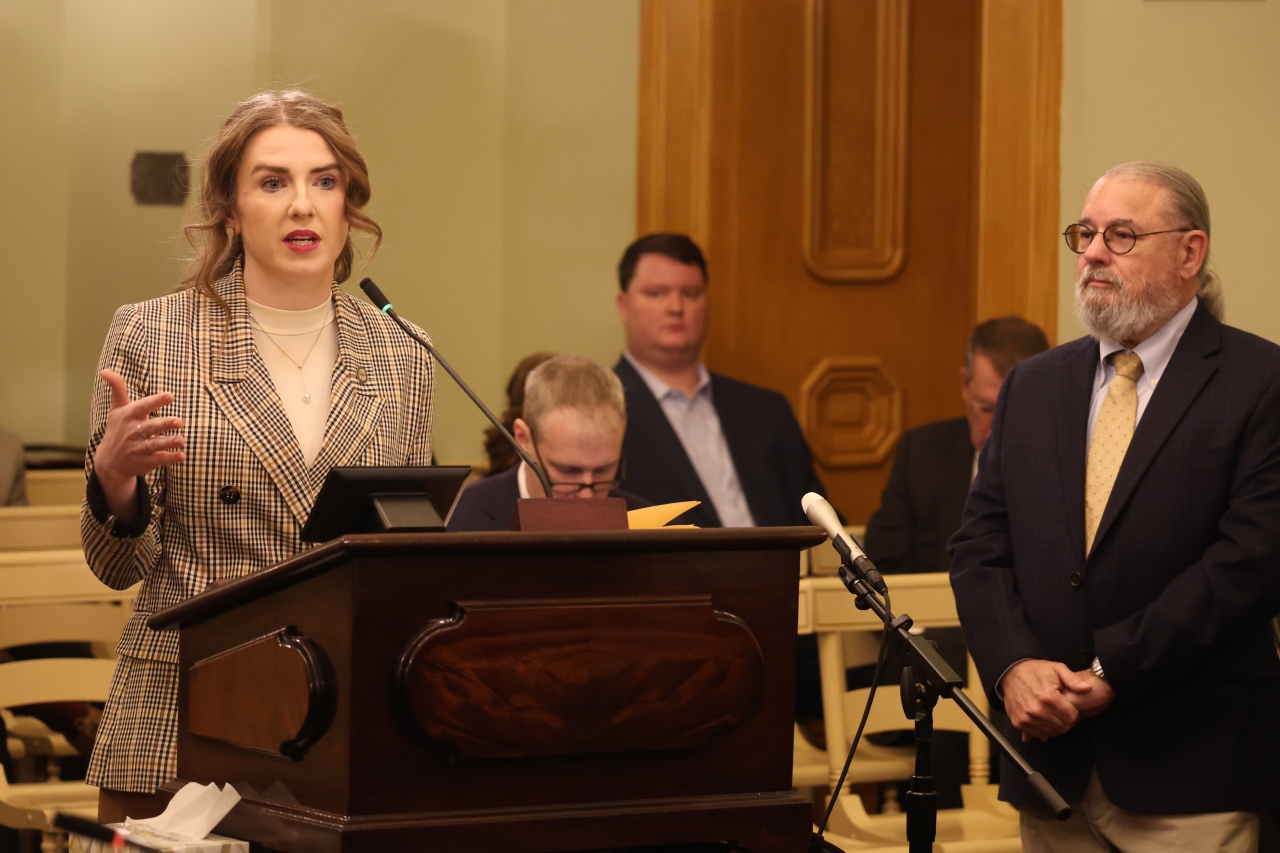 Rep. Sweeney testifies alongside Rep. Jamies Callender (R-Concord) in support of her bipartisan legislation to expand access to affordable healthcare for Ohioans with ALS and ESRD