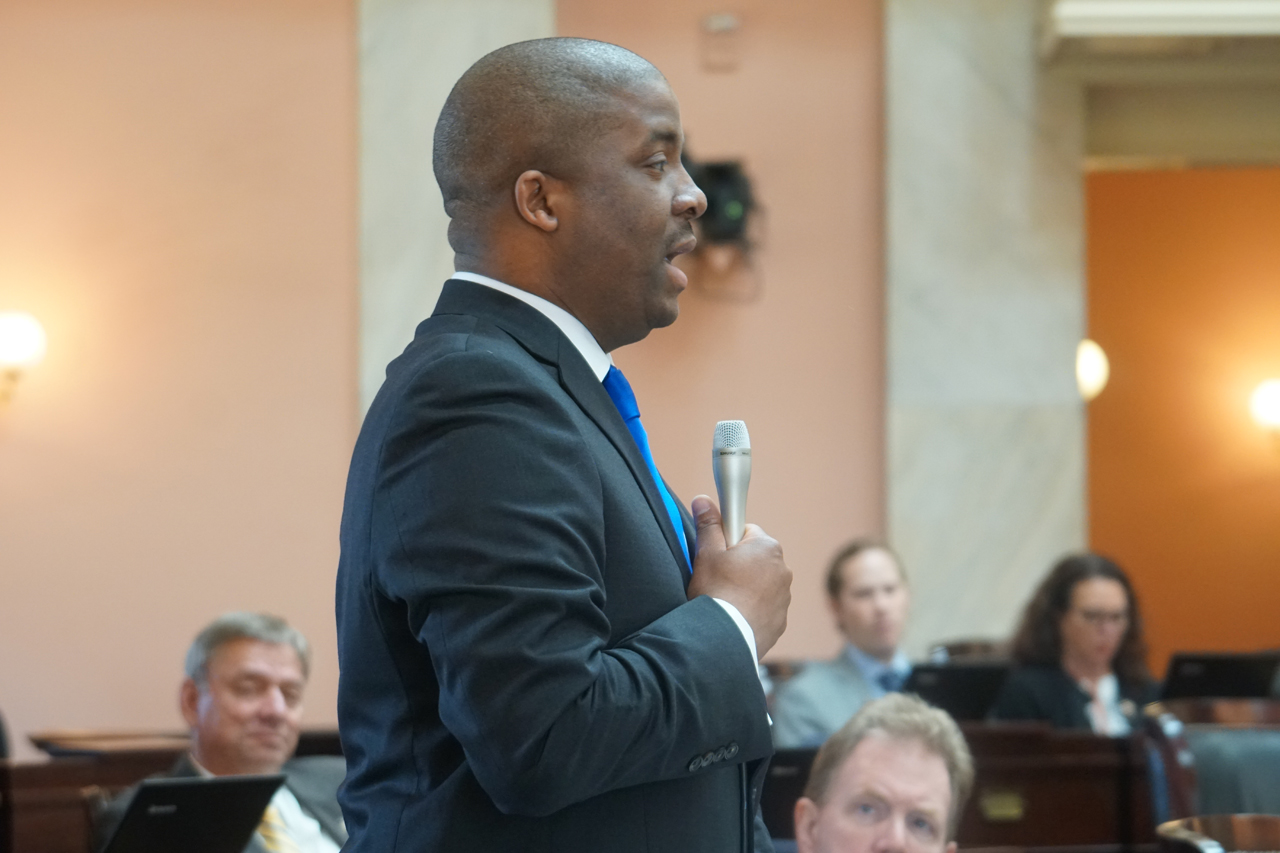 Rep. Robinson speaks in support of his bipartisan legislation, House Bill 4, during House Session