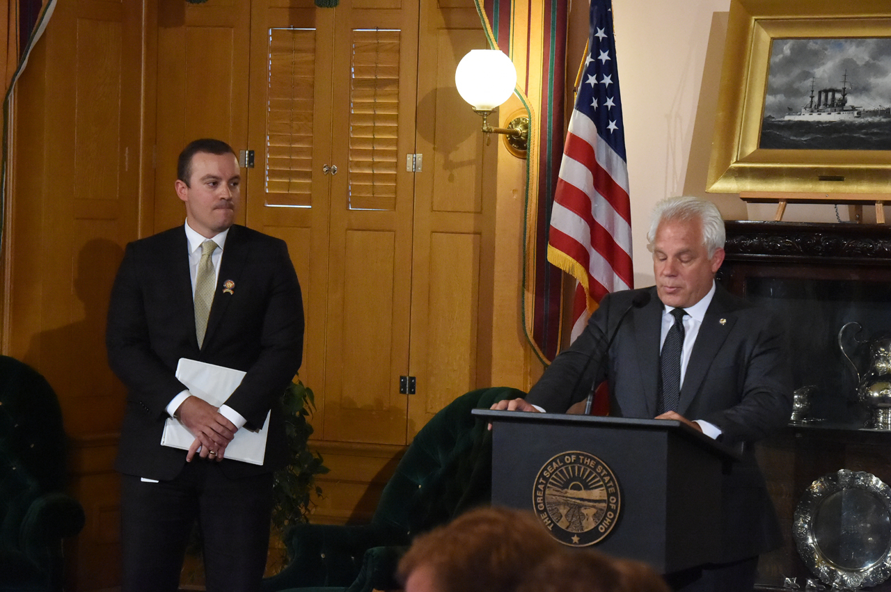 Reps. Plummer & Swearingen during a press conference.