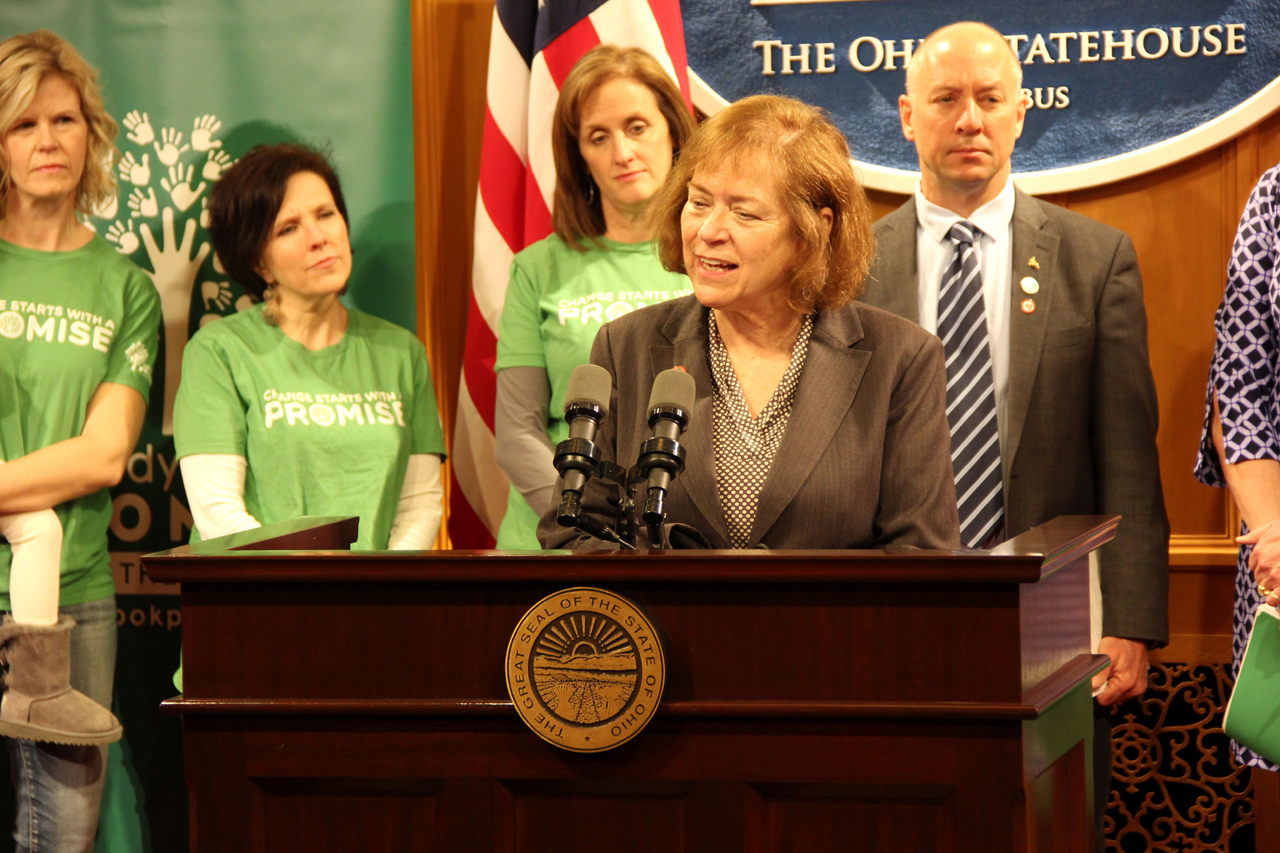 Rep. Manning speaks at a press conference about HB 123, which would provide students grades 6-12 with threat assessment and suicide prevention training.