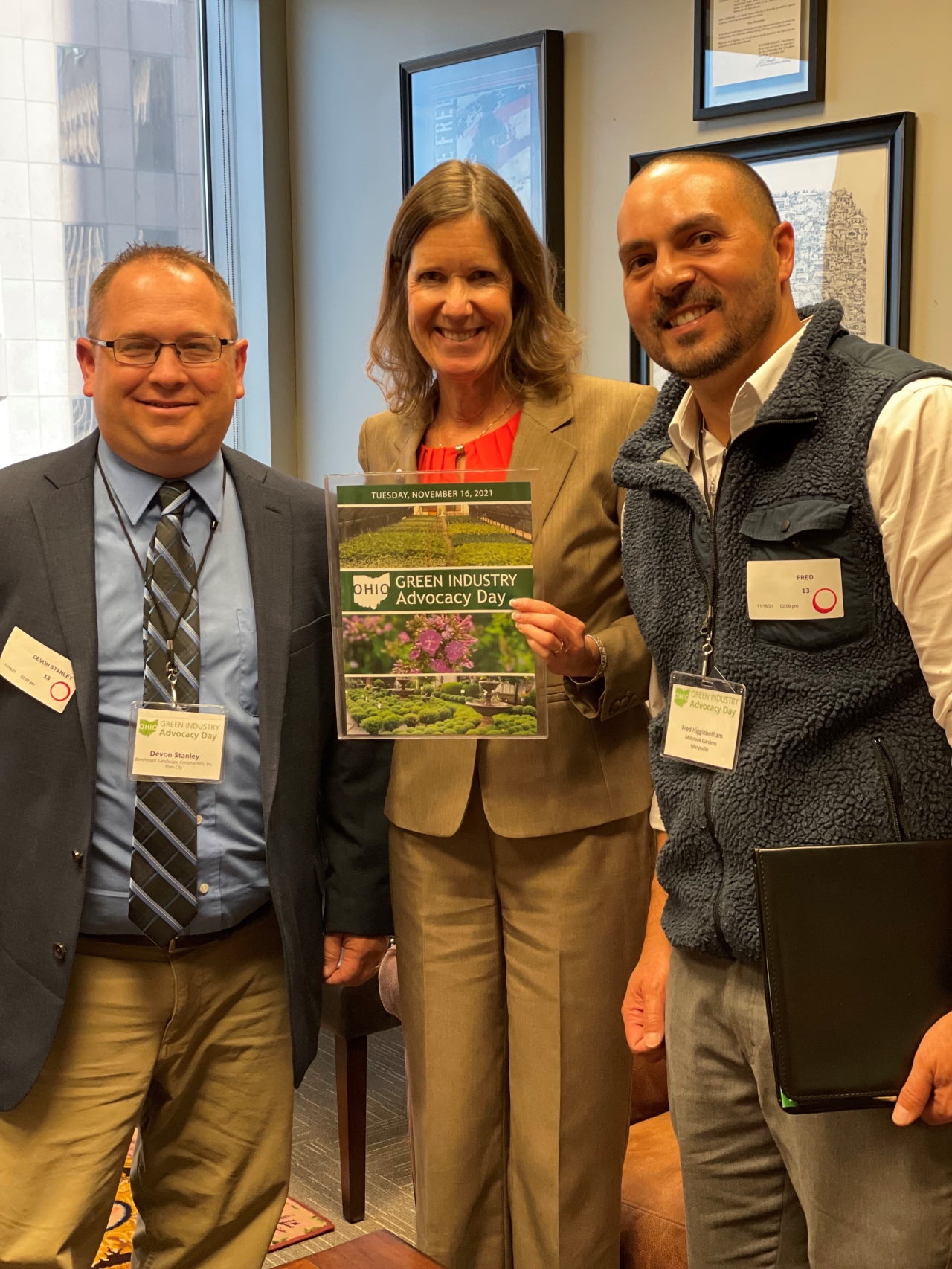 Representative Richardson met with Fred Higginbotham and Devon Stanley during the Ohio Nursery and landscape Association's Green Industry Advocacy Day.
