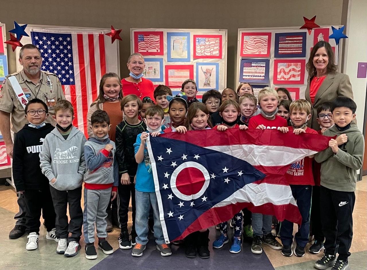 Representative Richardson presented an Ohio flag that was flown over the Statehouse to students and staff at Glacier Ridge Elementary School.