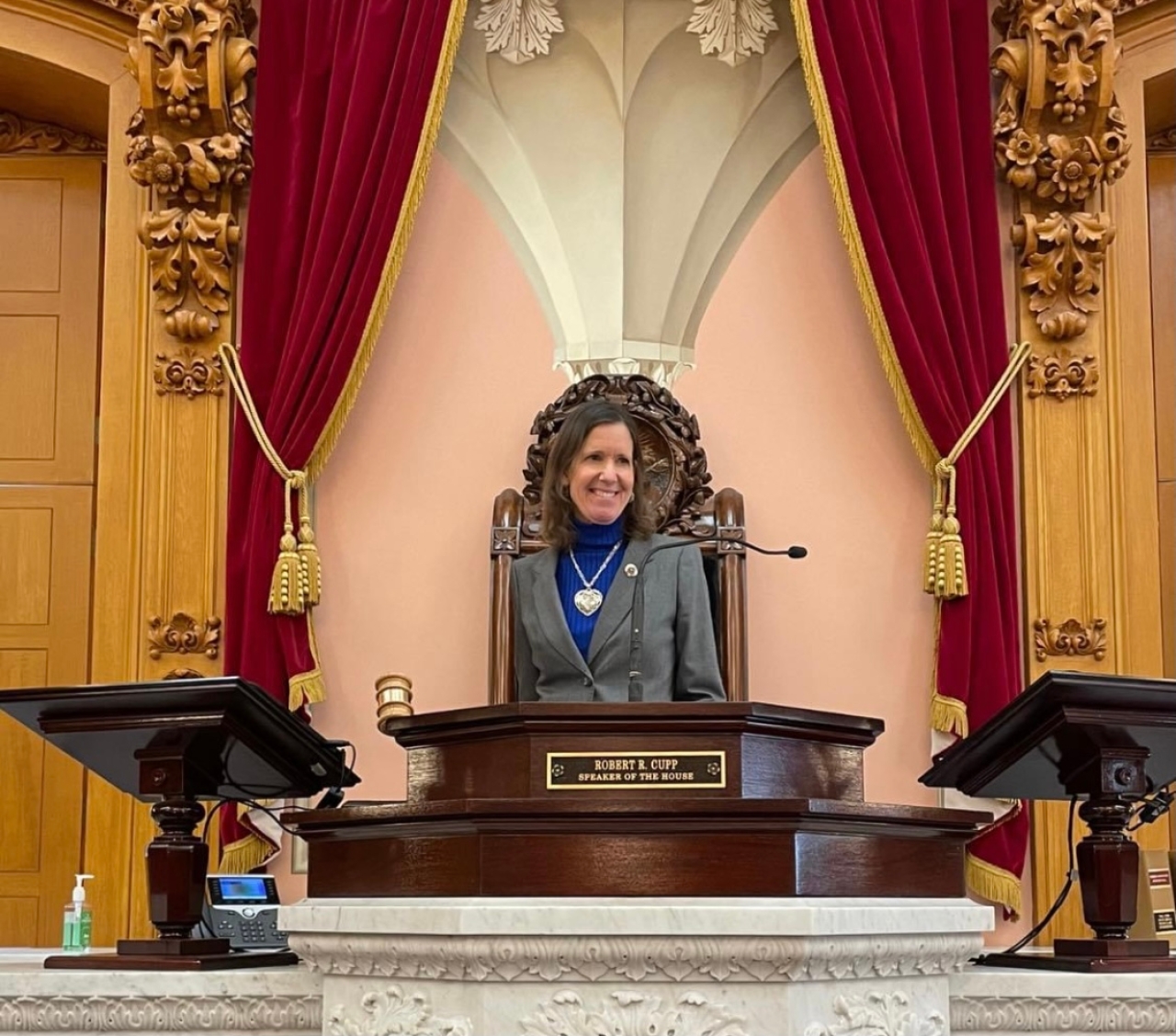 Representative Richardson was honored to conduct non-voting Session on January 24th, 2022.