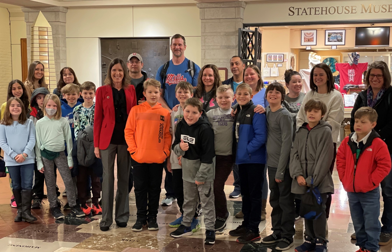 Rep. Richardson welcomes Trinity Lutheran School students to the Statehouse