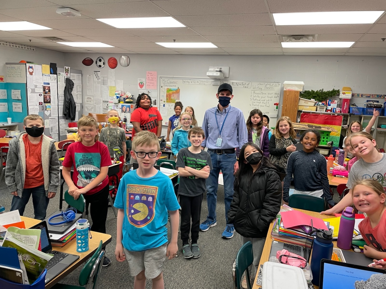 Representative Richardson visits Mr. Crawmer's 3rd Grade Class at Mill Valley Elementary School.