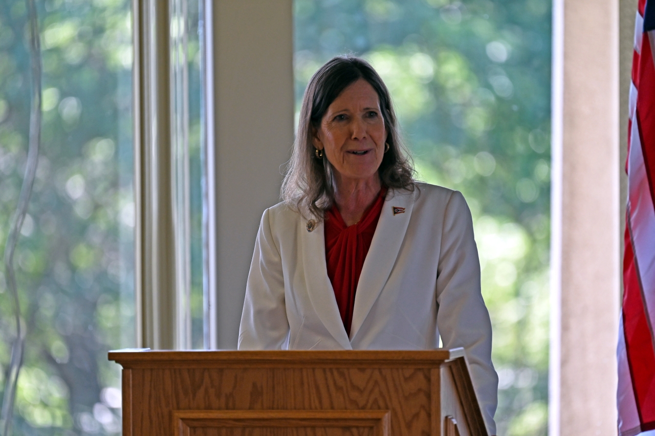 Representative Richardson speaks at Bender family highway memorial naming in Marion.