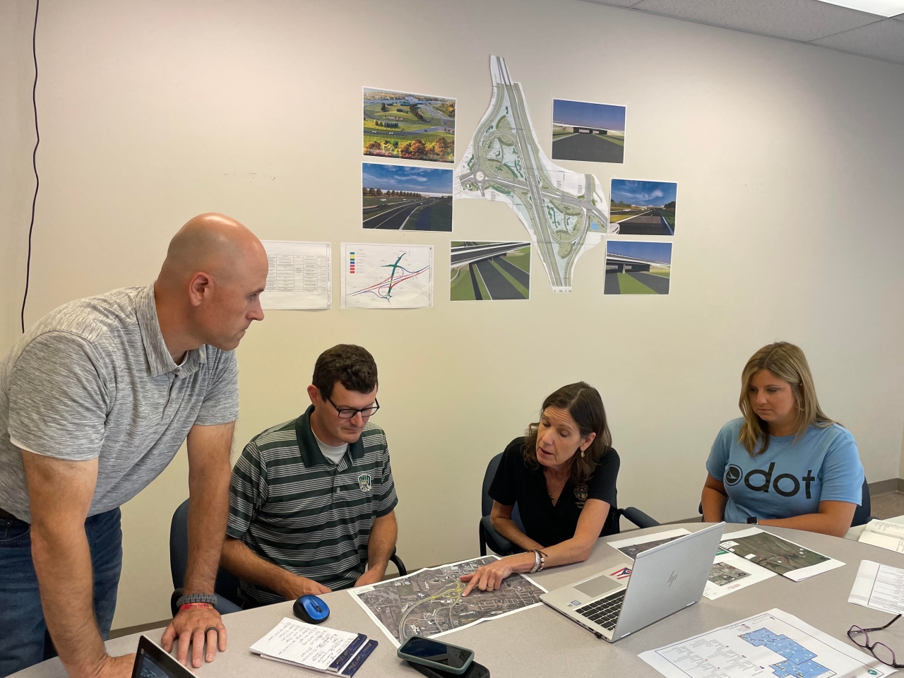 Representative Richardson discusses current infrastructure projects in the 86th House District with members of the Ohio Department of Transportation.