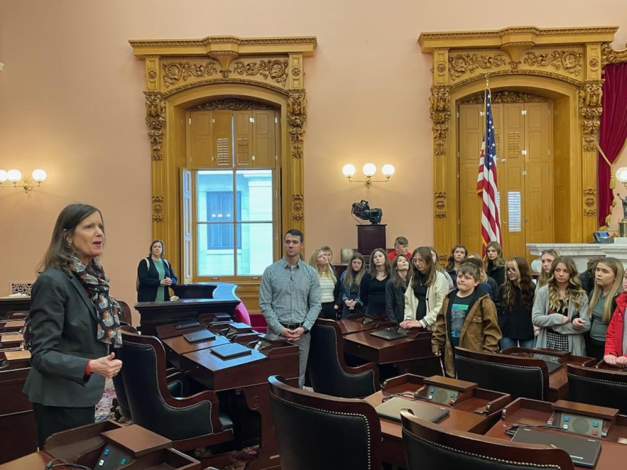Representative Richardson was excited to welcome the 7th grade class from Fairbanks to the floor of the Ohio House. They were inquisitive, polite and well behaved.