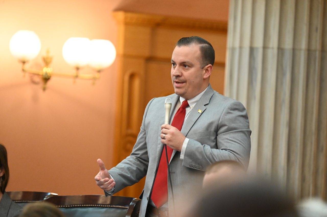 Rep. Swearingen advocates for bills to ban TikTok on government devices and codify Criminal Rule 46 during House session.