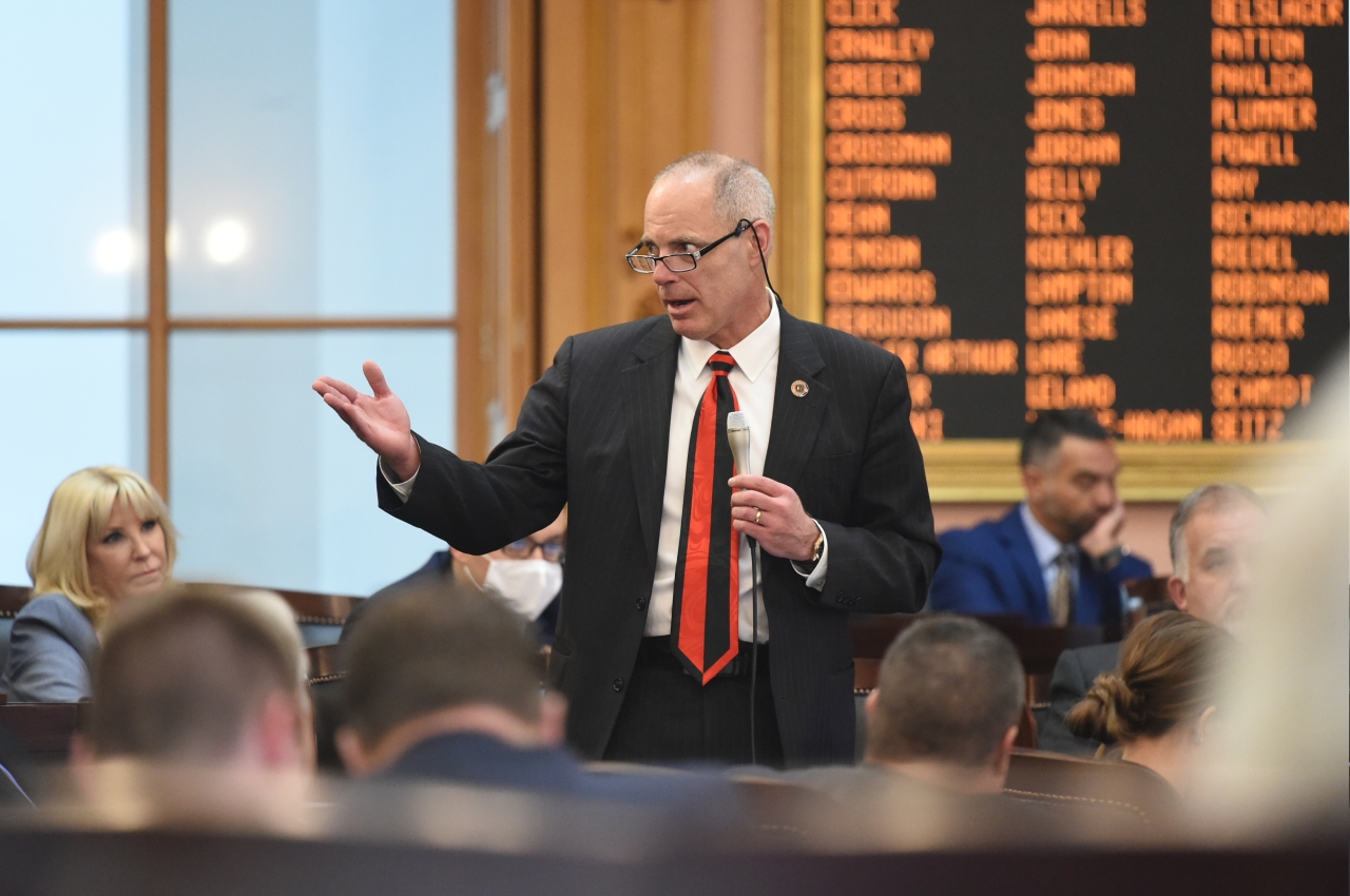 Rep. Bird speaks on the House floor in support of House Bill 67.