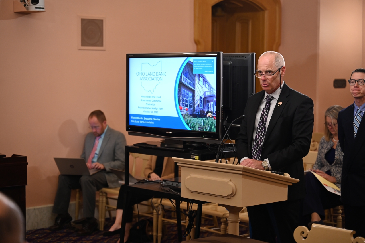 Rep. Bird gives testimony in front of the House State and Local Government Committee.