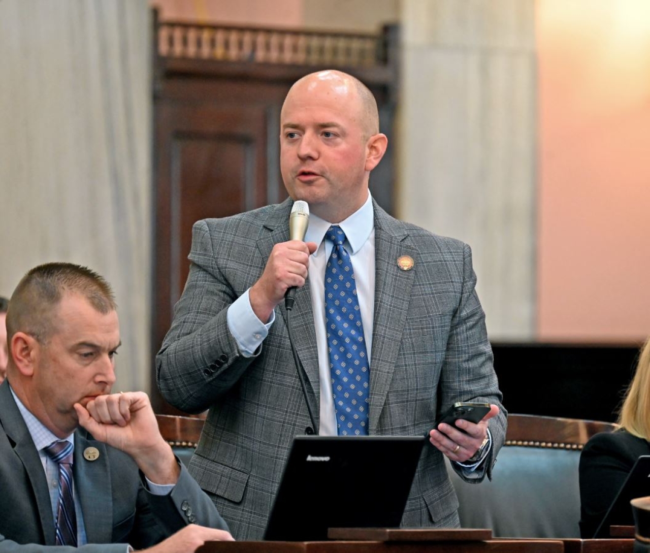 Rep. Stewart speaks to House Bill 122, which expands intimidation offenses to include guardians ad litem and court-appointed special advocates.