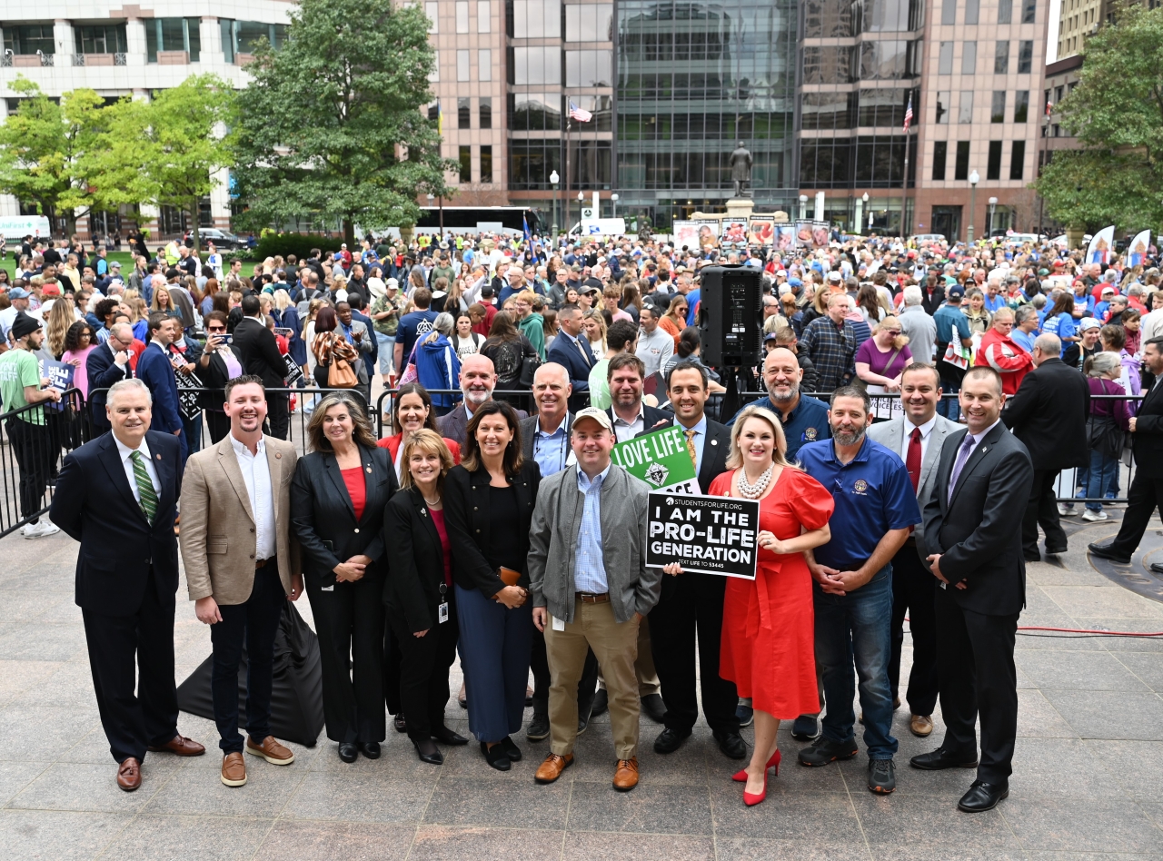 Representative Stewart attends an event supporting life.