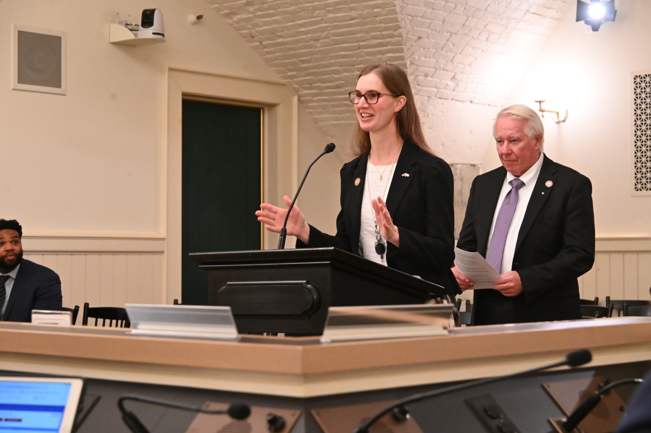 Rep. Fowler Arthur gives testimony in the House Transportation Comittee.