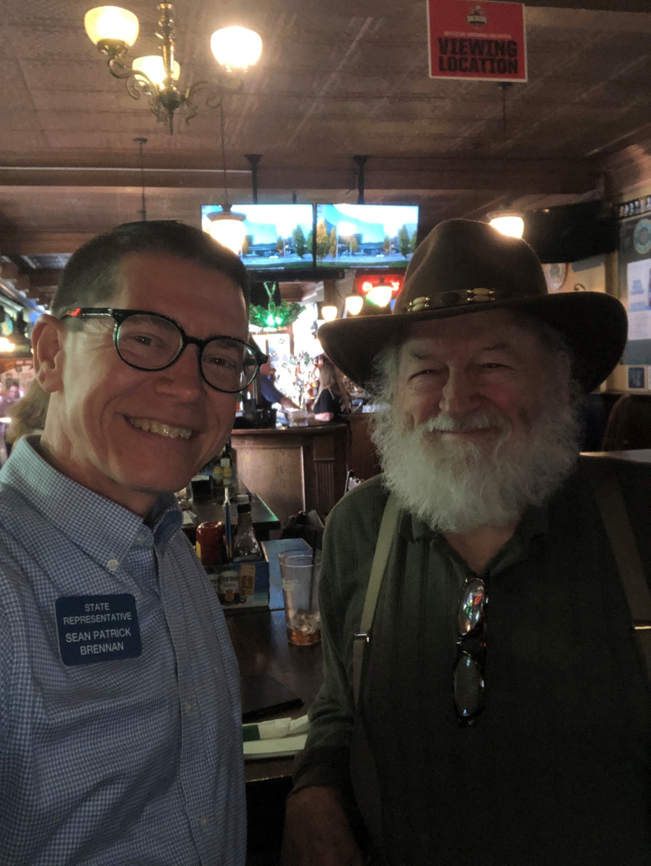 Murray Evans from Cleveland took time to visit me during my in-district office hours at P.J. McIntyre's.  Talking with residents makes Rep. Brennan a better representative of the people.