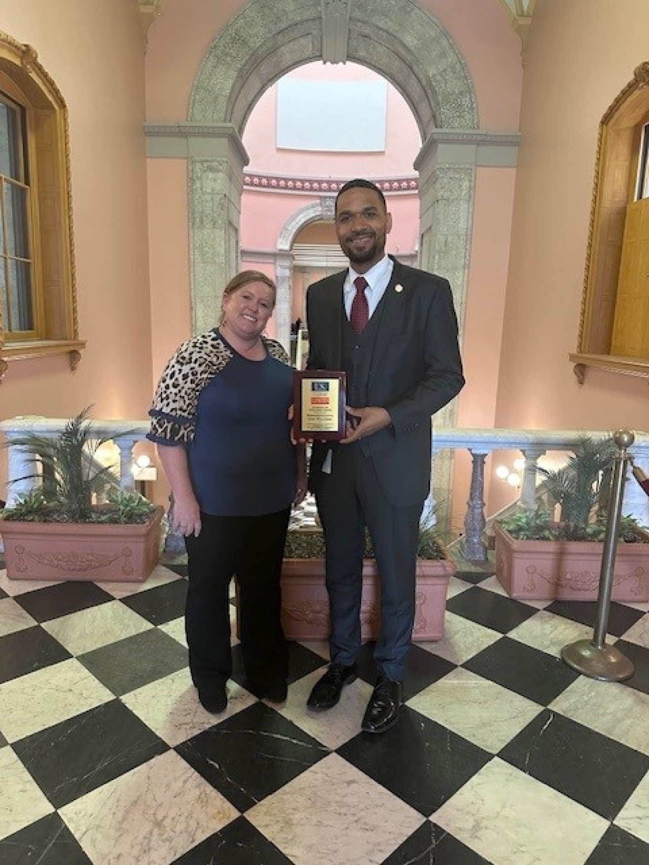Rep. Williams receiving the Champion of Term Limits Award from U.S. Term Limits