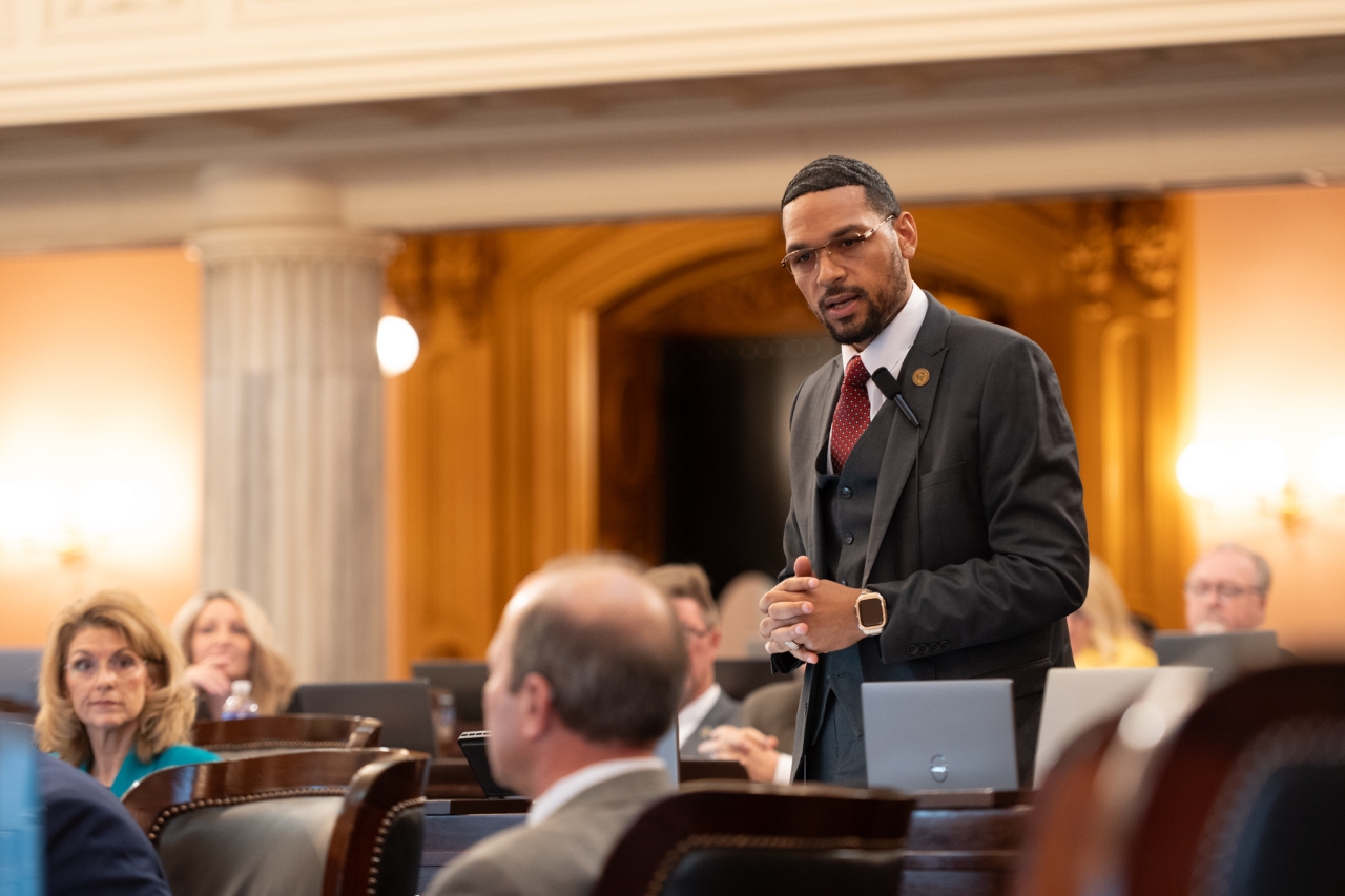 Rep. Williams speaks on the House floor during session