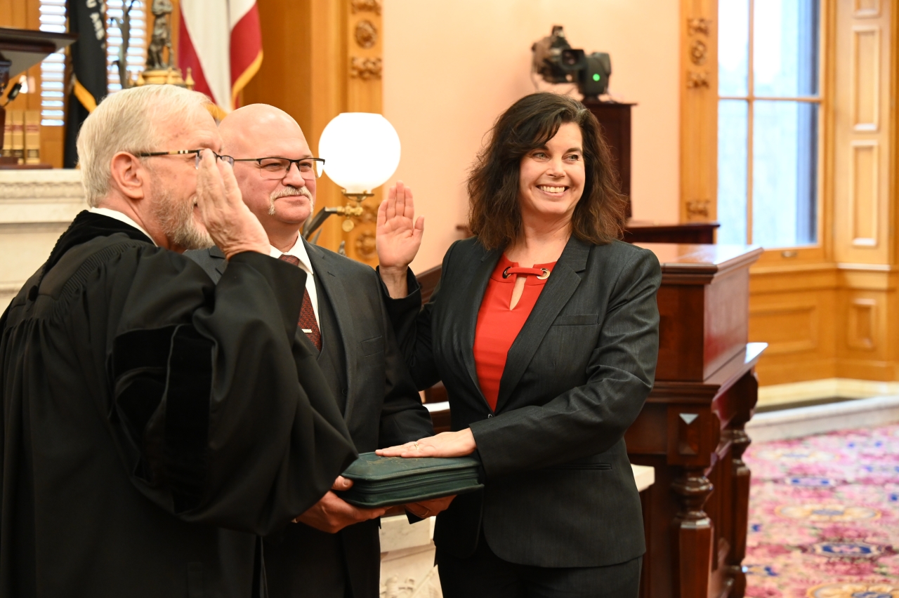 State Representative Lear is sworn in to serve in the 135th General Assembly.