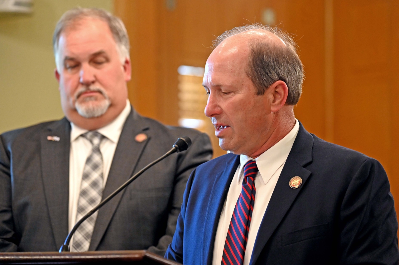 Rep. Klopfenstein gives sponsor testimony on the Agriculture Appreciation Act in the House Agriculture Committee.