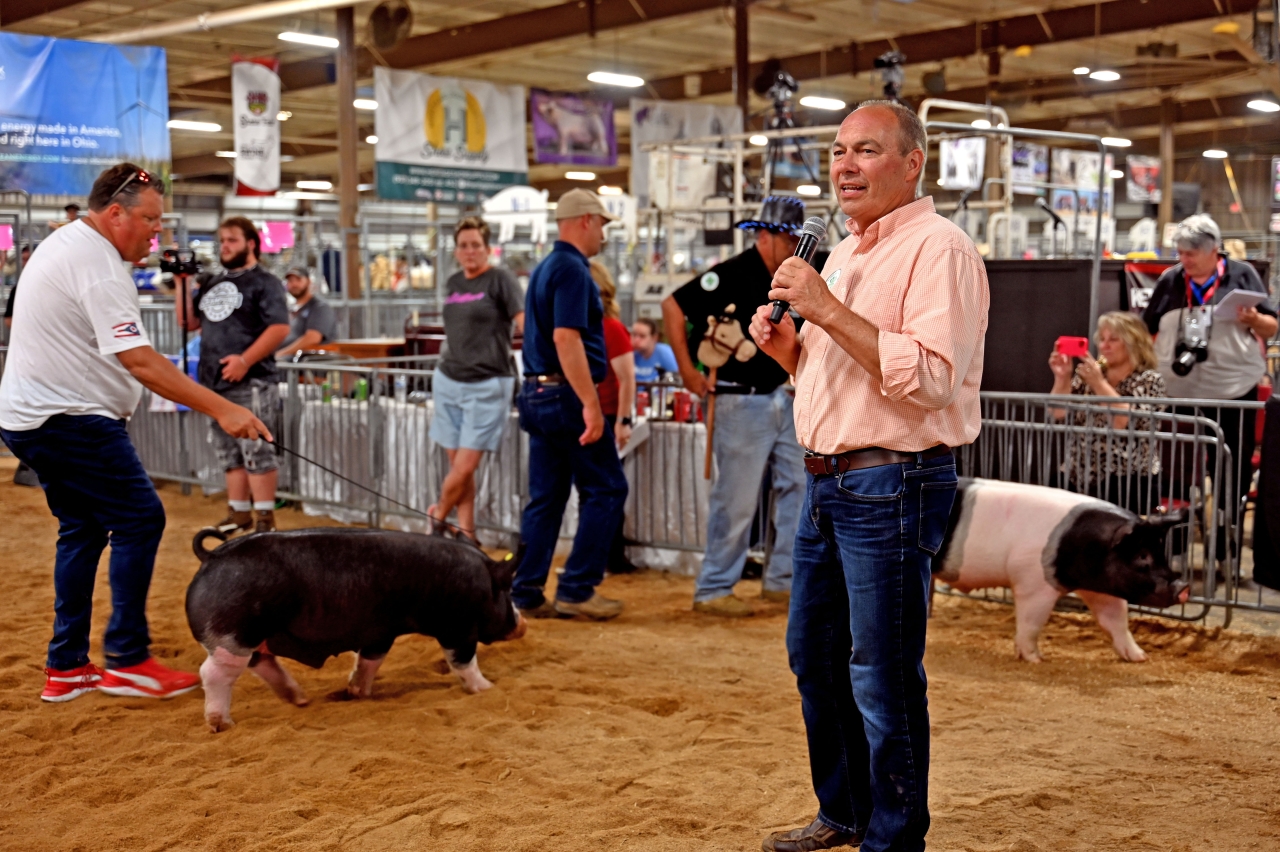Rep. Peterson hosts the First Pork-Off at the State Fair.