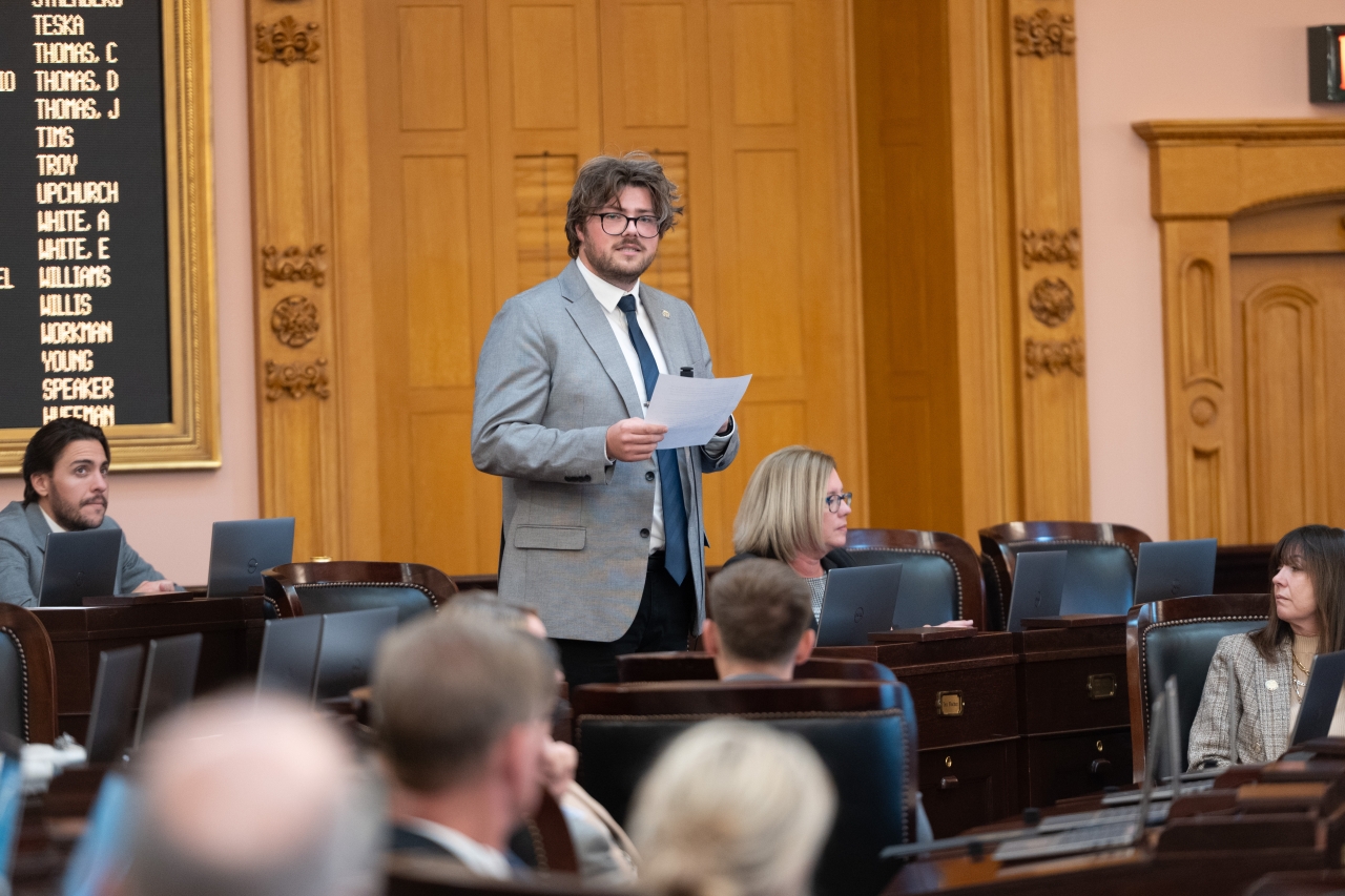 Rep. Fischer speaks on the House floor during session.