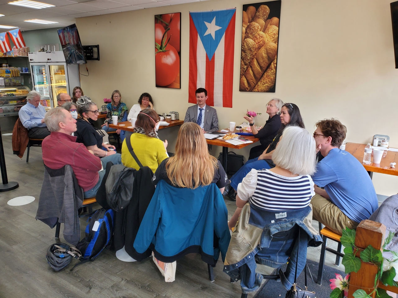 Rep. Rader holds coffee office hours in Cleveland, speaking with constituents about the operating budget, property taxes, and Medicare.