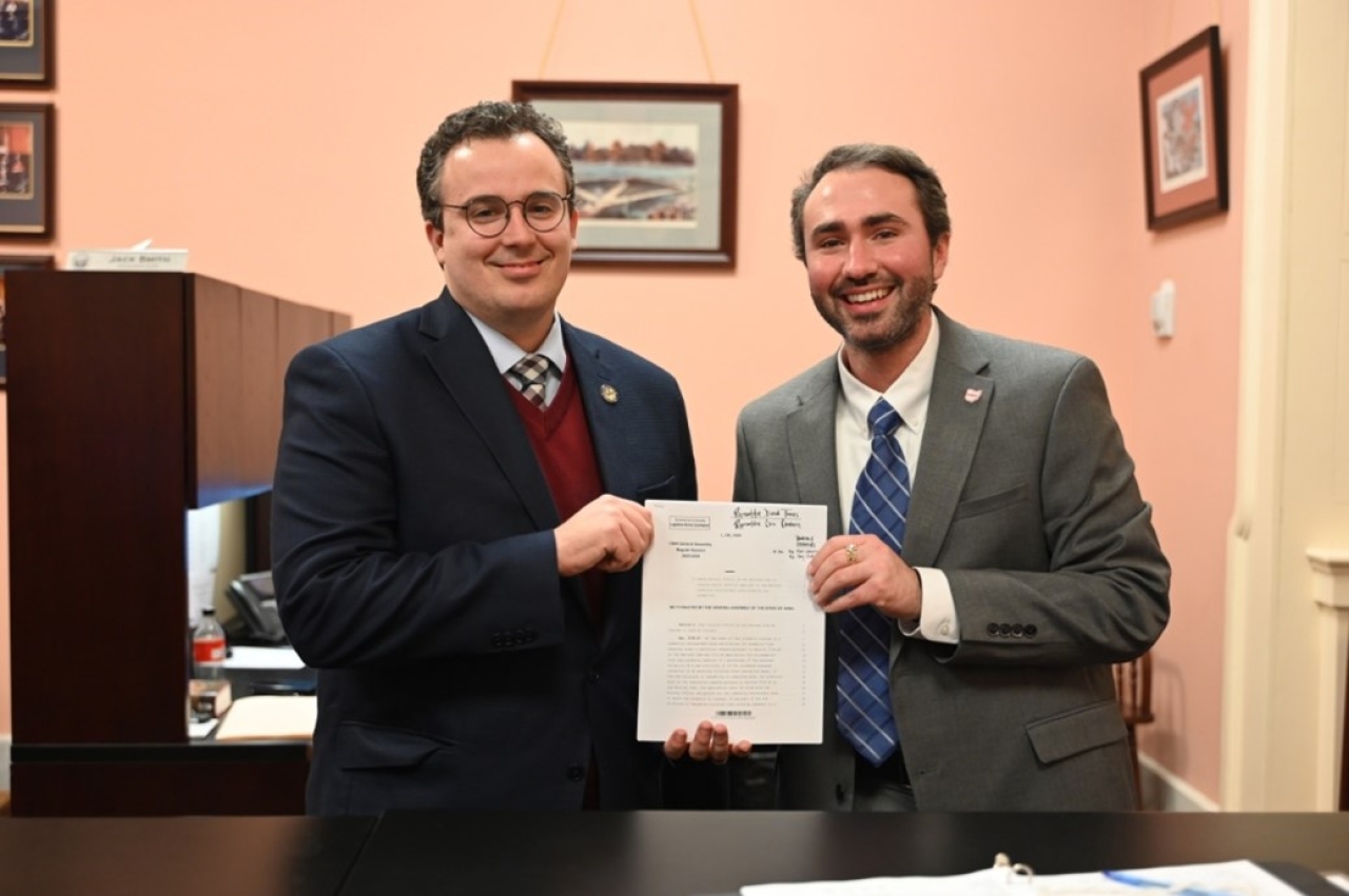 Rep. Glassburn introduces legislation with Rep. Thomas (R-Jefferson) to include school boards in the residential development property tax exception process.
