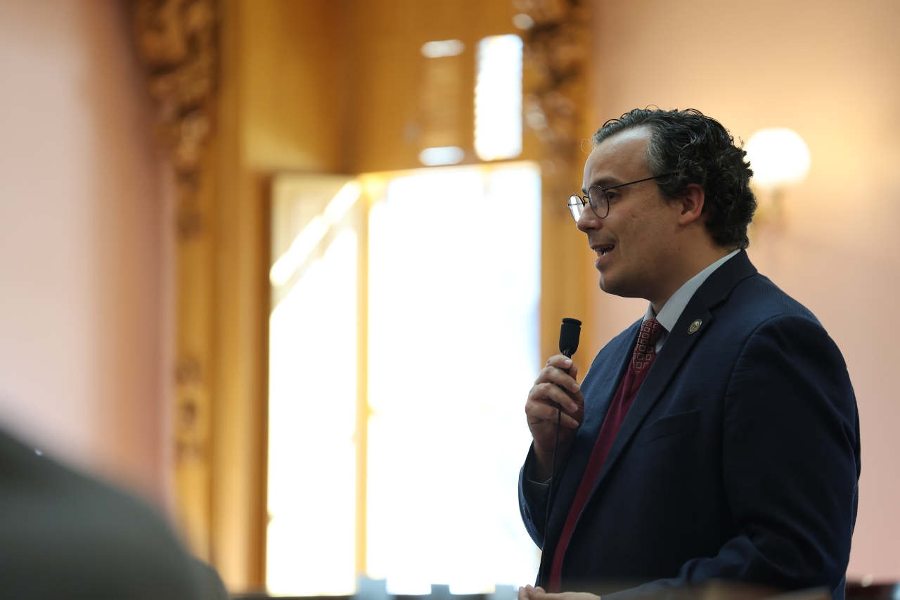 Rep. Glassburn speaks on the House Floor regarding HB 129 and calls for additional consideration of meaningful property tax relief.