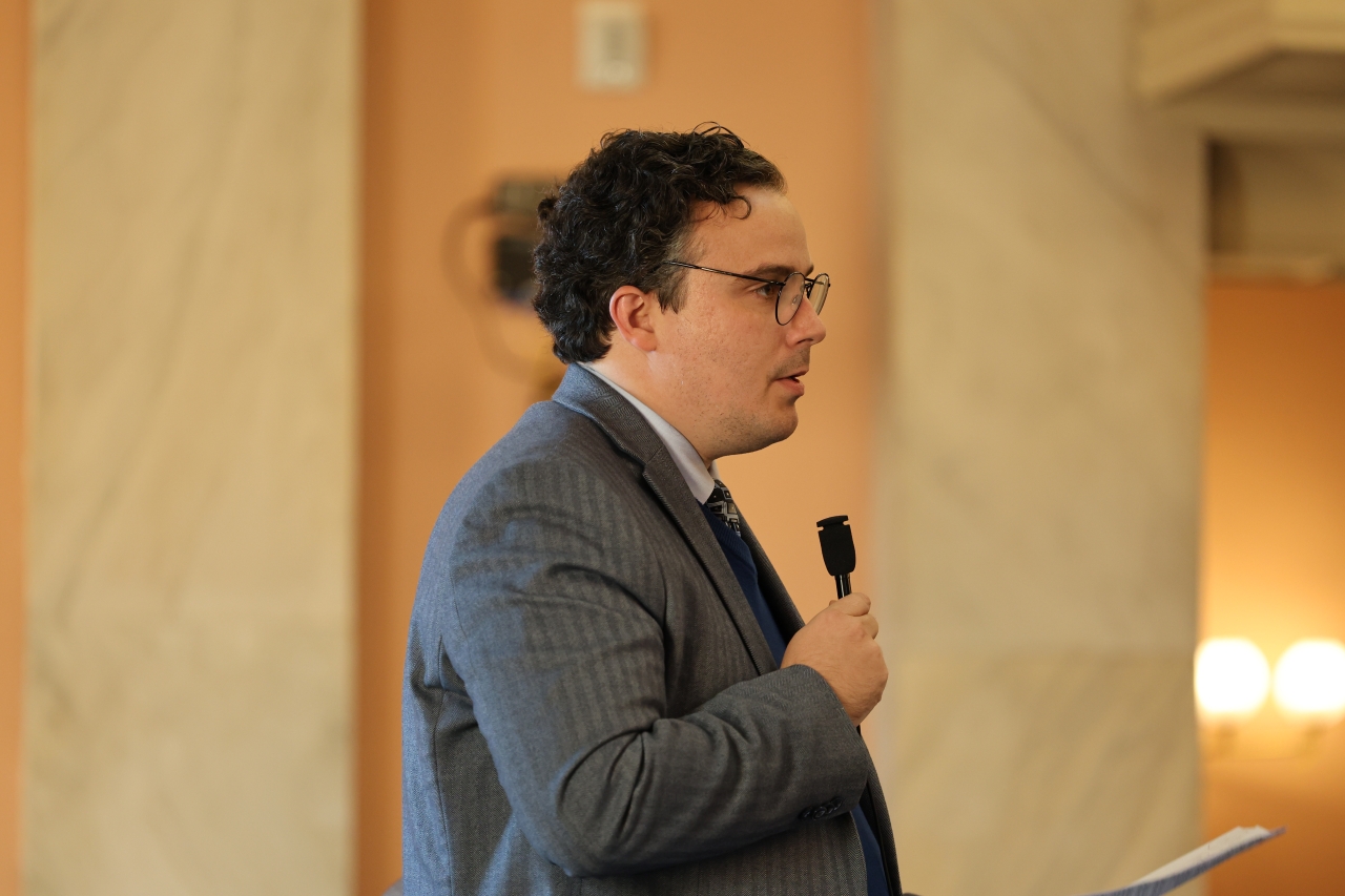 Rep. Glassburn speaks on the House Floor in support of energy reform bills.