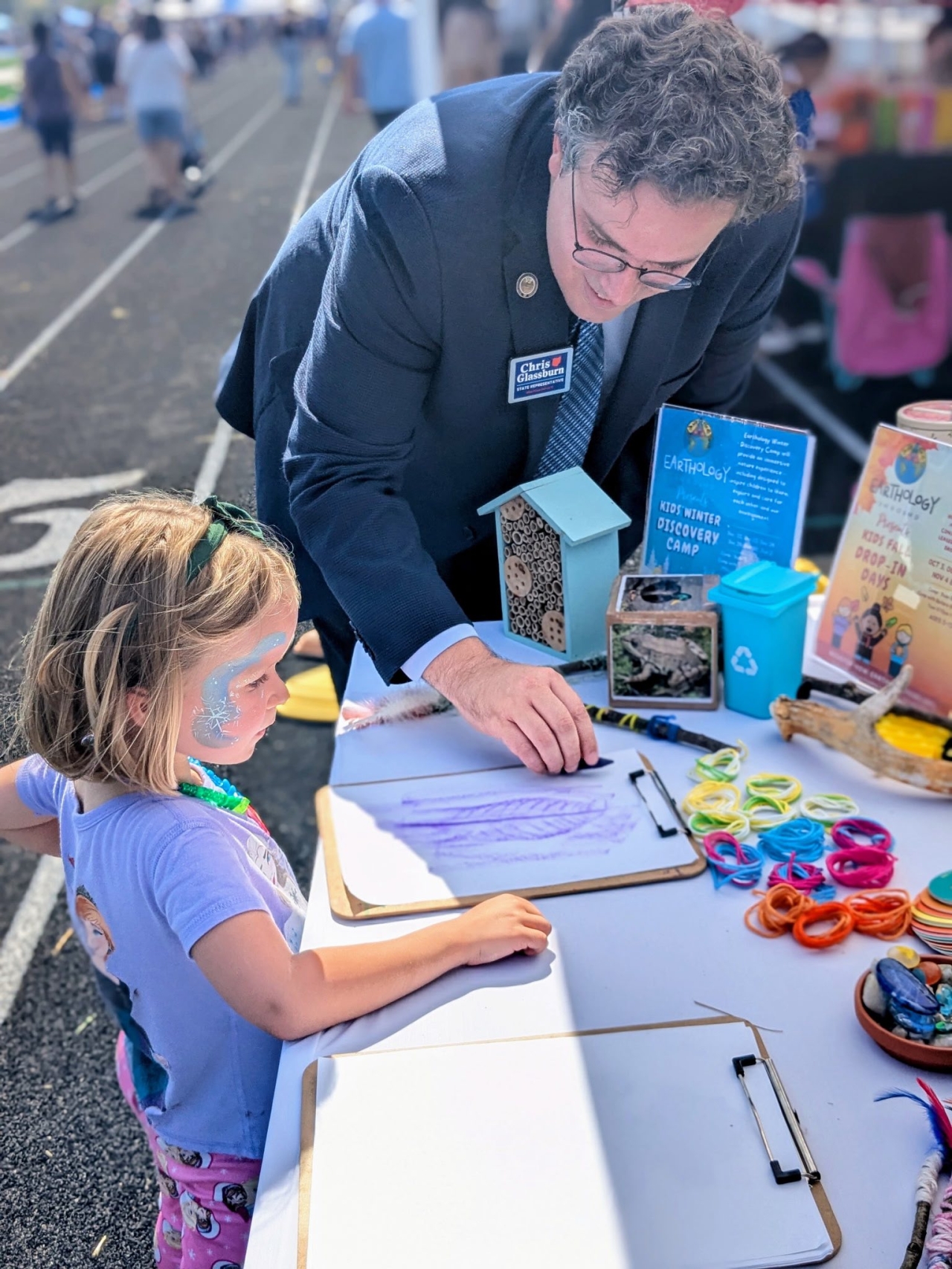 Rep Glassburn attends Brooklyn Homedays festival with his daughter.