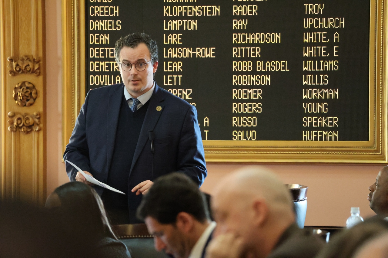 Rep Glassburn speaks on the House Floor to caution passage of tax conformity bill, SB 9.