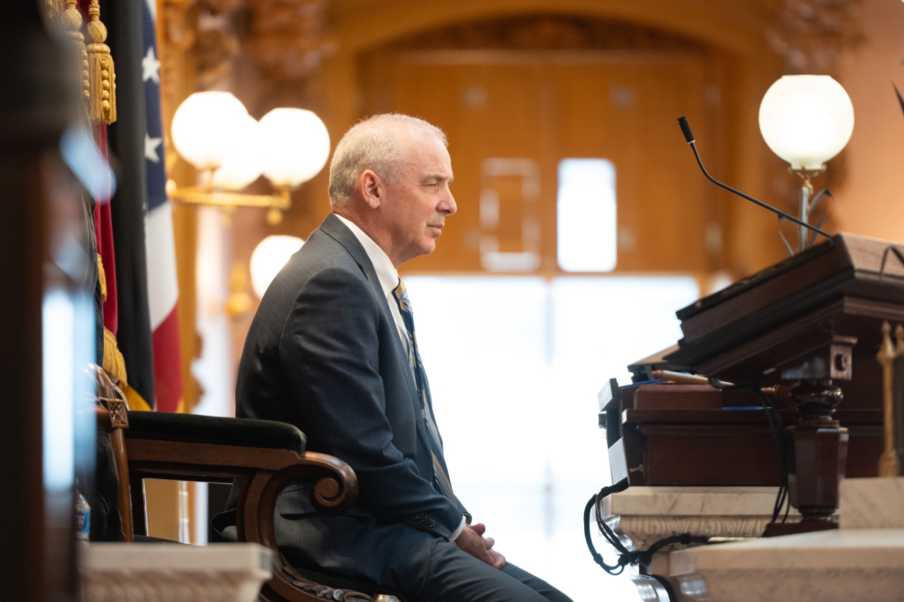 Speaker Huffman in House Chamber