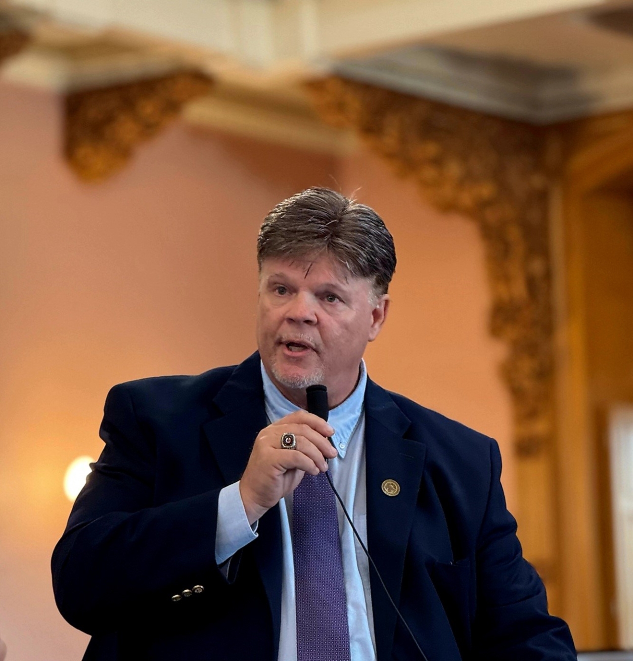 Rep. Ritter speaks on the House floor.