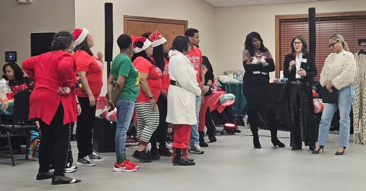 Representative Ashley Bryant Bailey joined the Cincinnati Smooth Hustlers for a community celebration in the City of Forest Park.