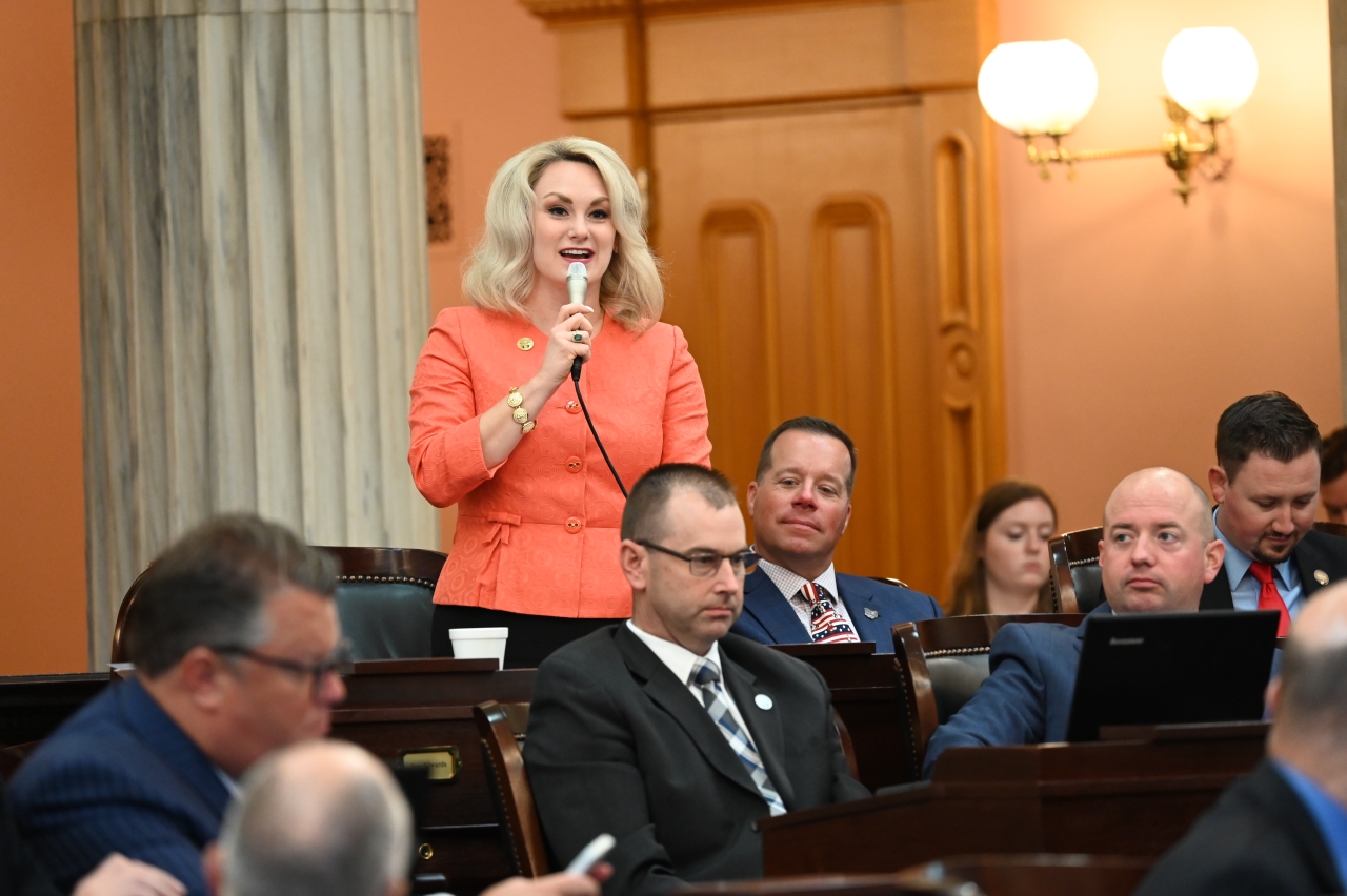 Ohio House Passes Bill to Modernize Cosmetology and Barber Licensing