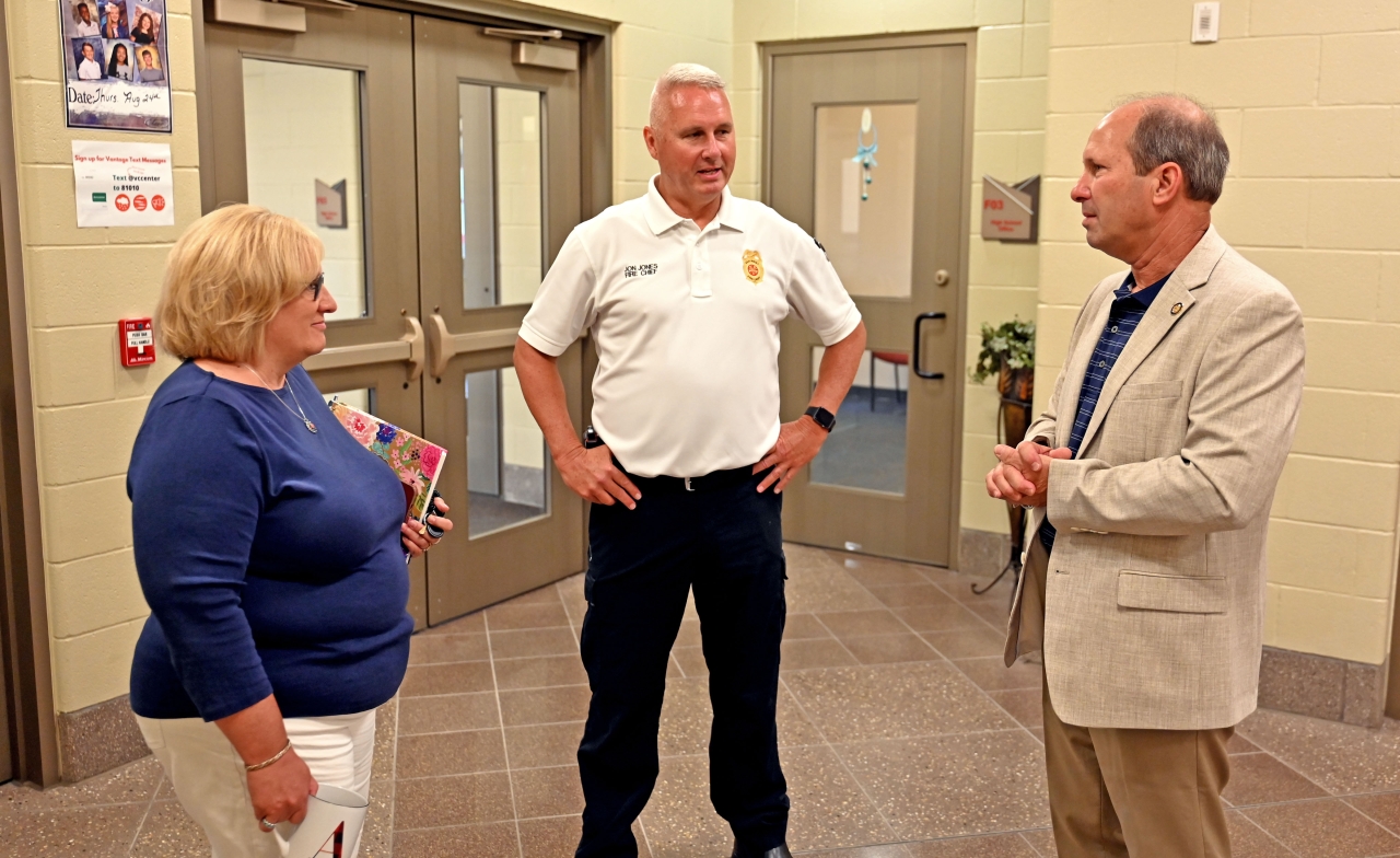 Klopfenstein Visits Vantage Career Center in Van Wert