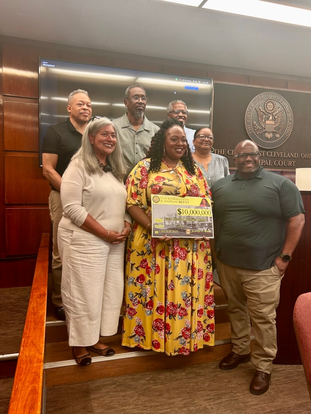 Rep. Brent stands with Mayor Morgan and the East Cleveland City Council